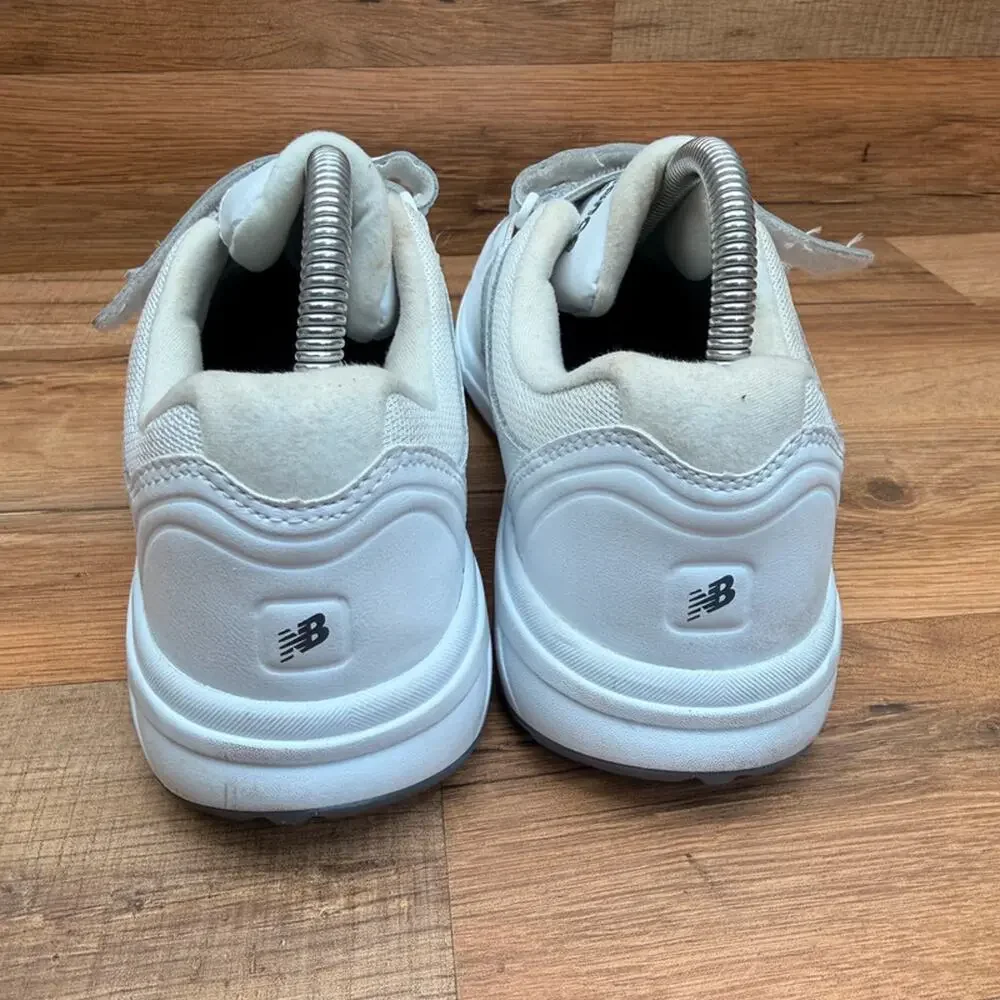 New Balance 813 women Size 9 White Shoes Sneakers